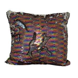 REVERSIBLE FUN FLIP 17" SEQUENCE PILLOWCASE